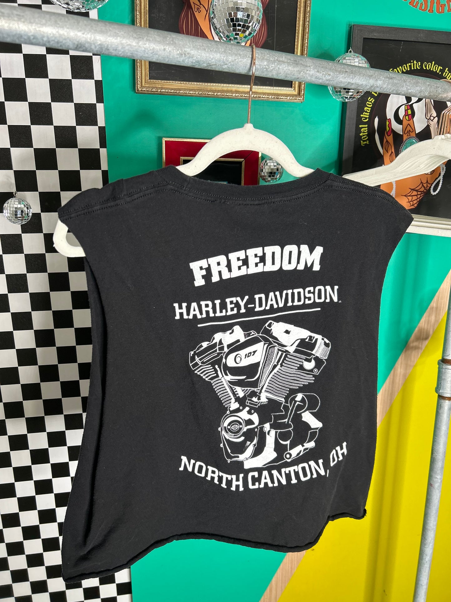 2018 cropped harley muscle tank size large