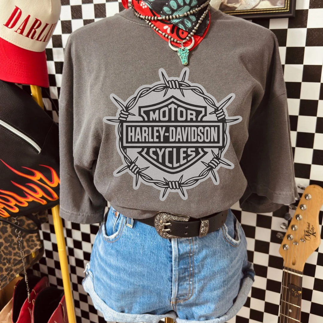 Barbwire HD tee