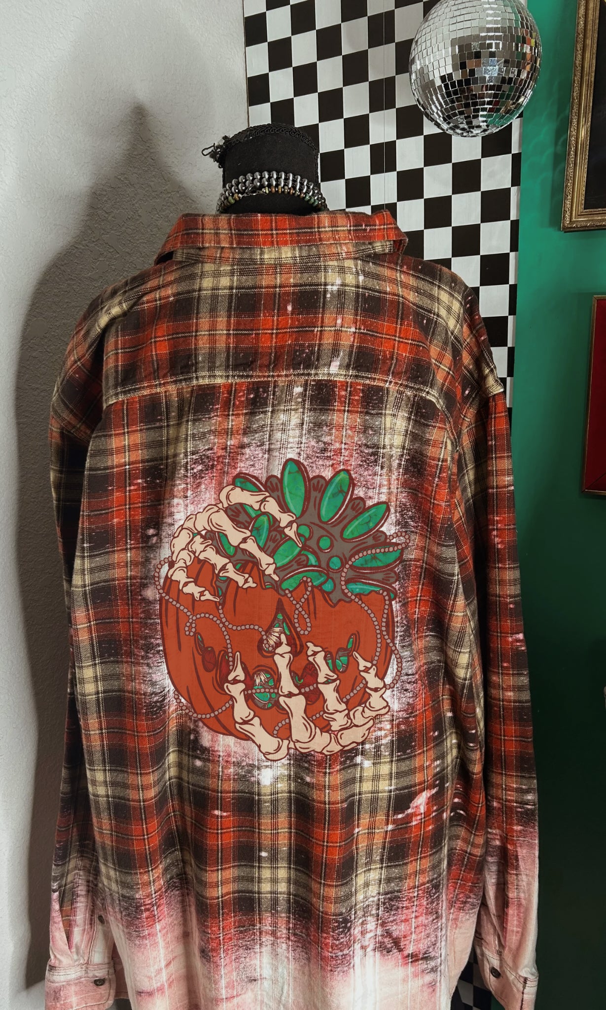 Turquoise pumpkin bucket Flannel