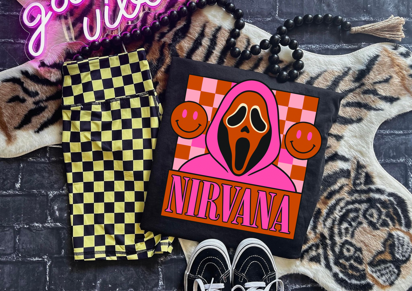Scream Band tee
