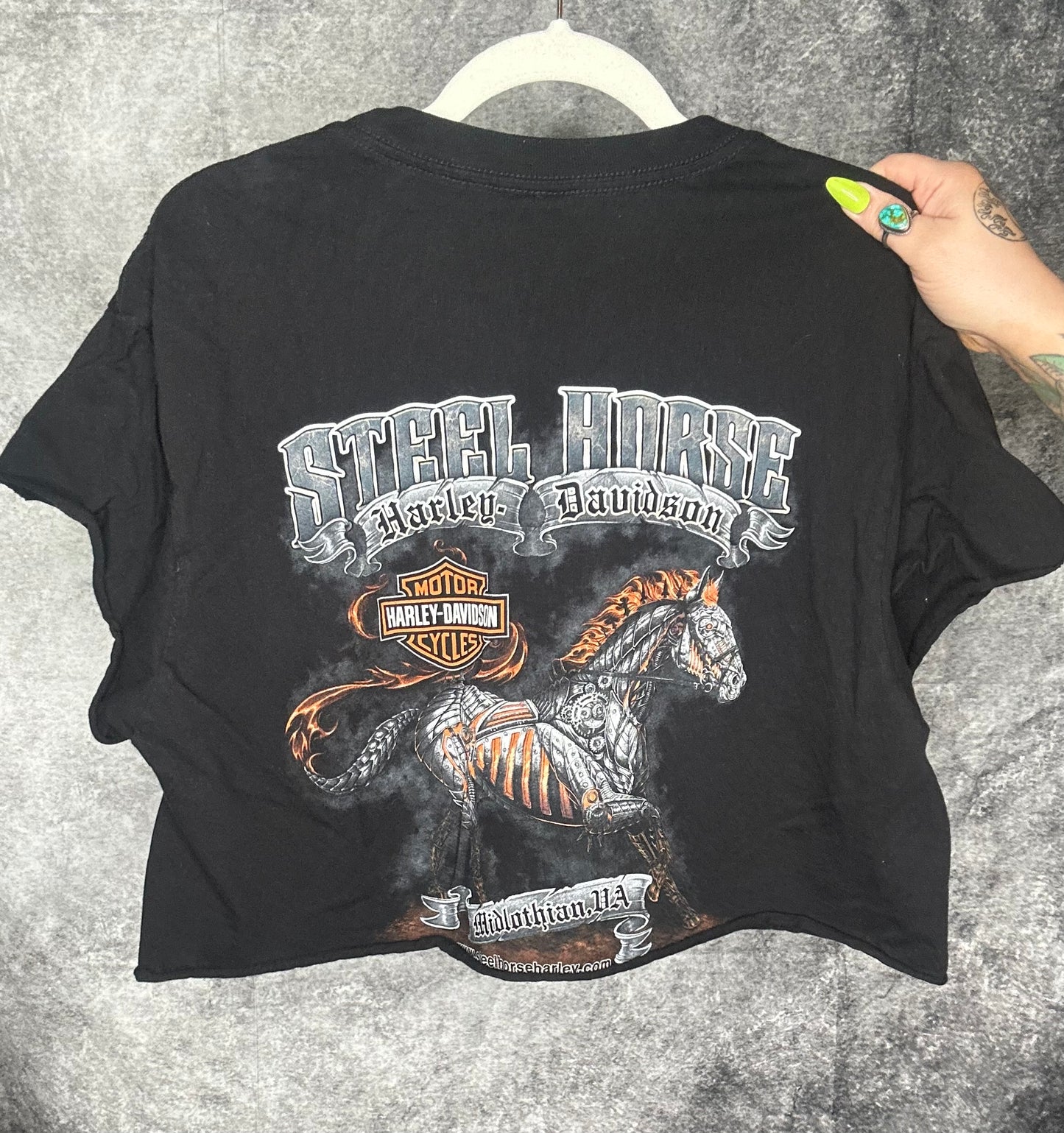 2019 Pinup Harley Crop Tee-size large