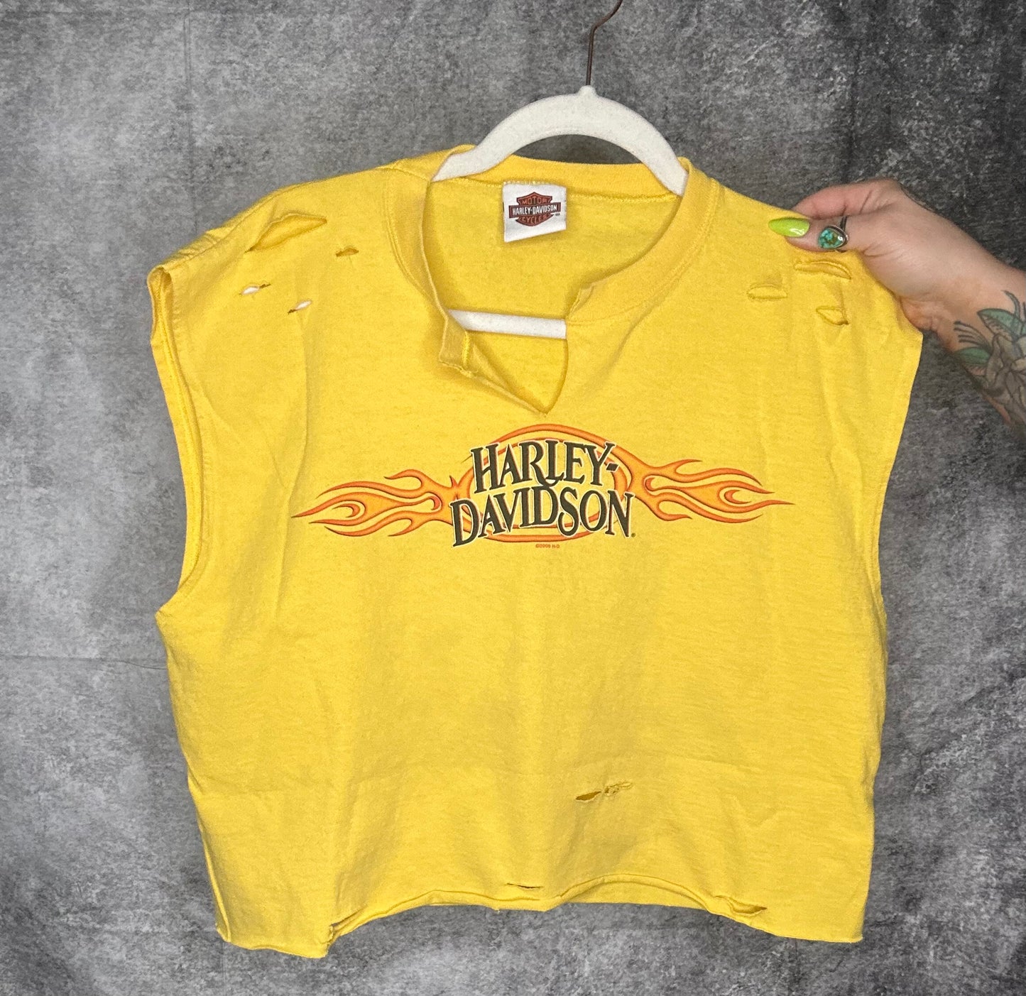 Vintage 2001 Harley Cropped Muscle tank-size xl