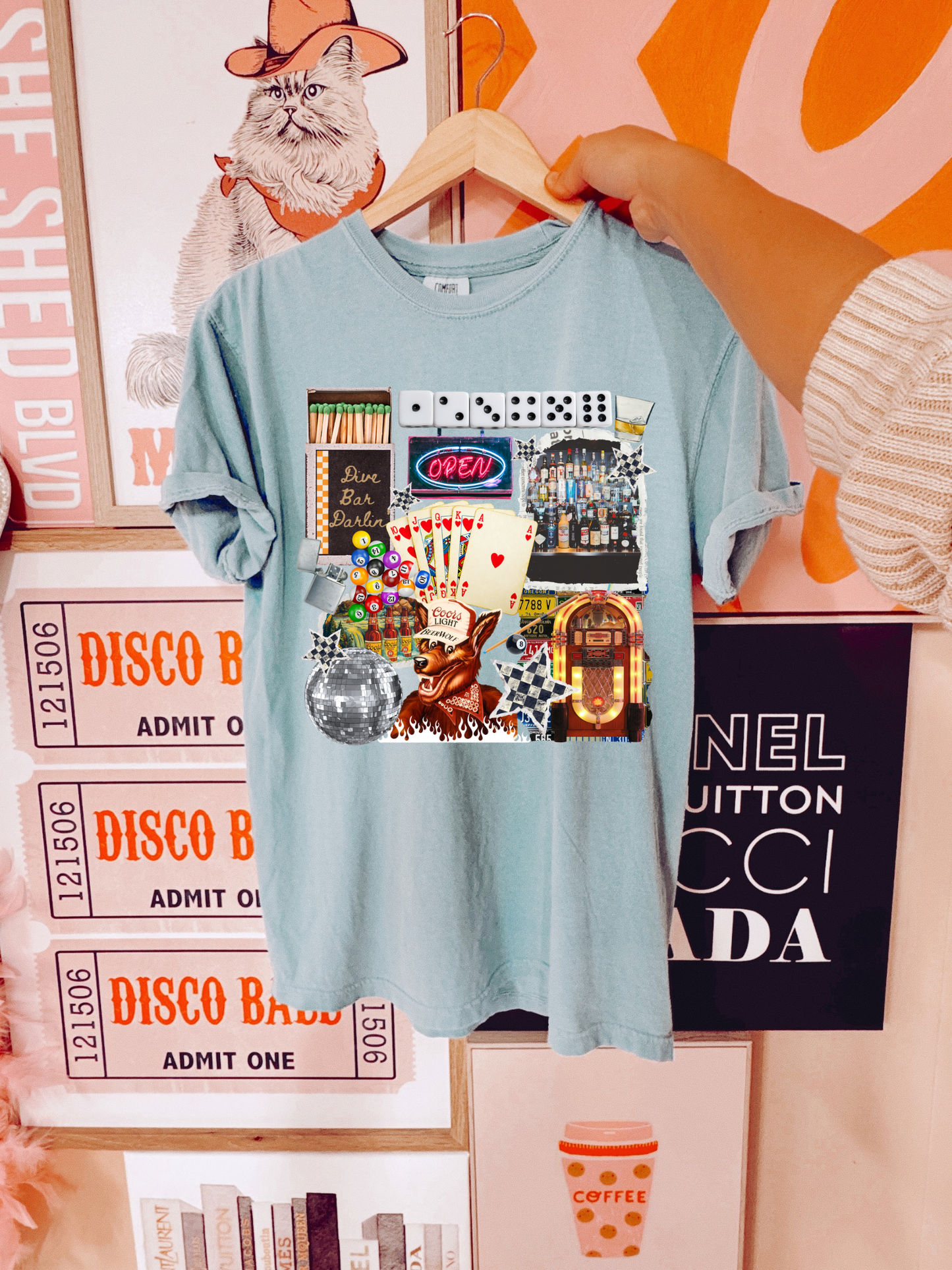 Dive Bar Darlin Tee