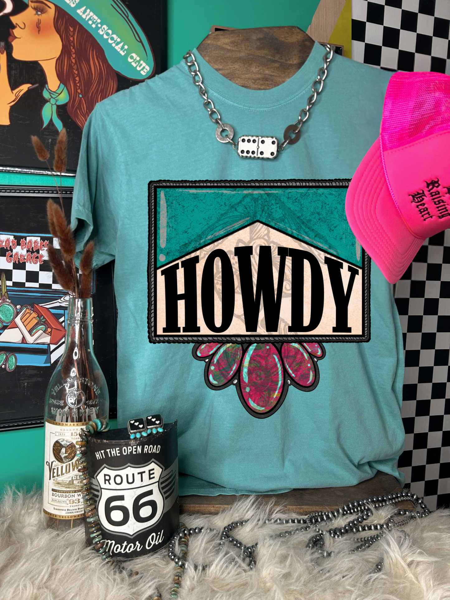 Howdy Tee