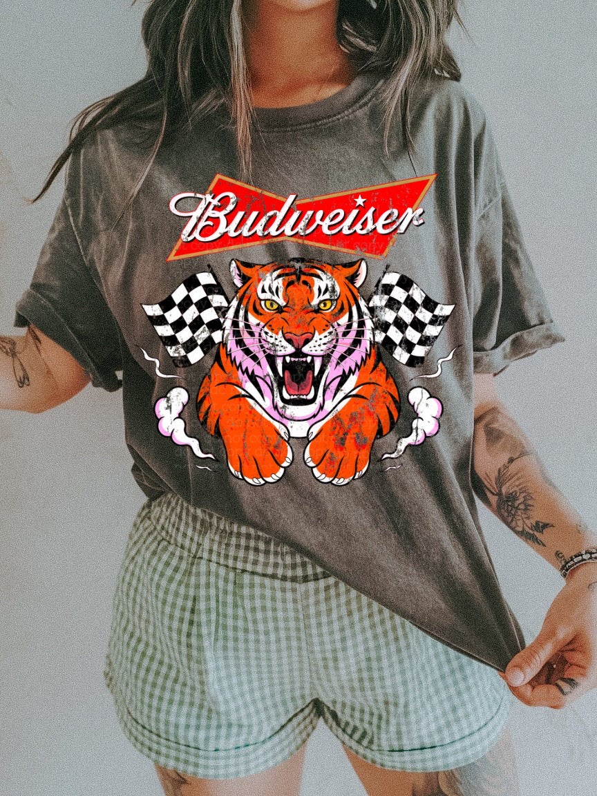 BW Tee