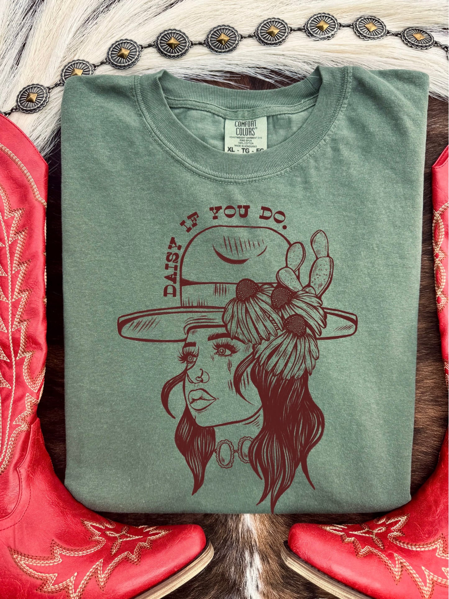 Daisy if you Do sketch Tee