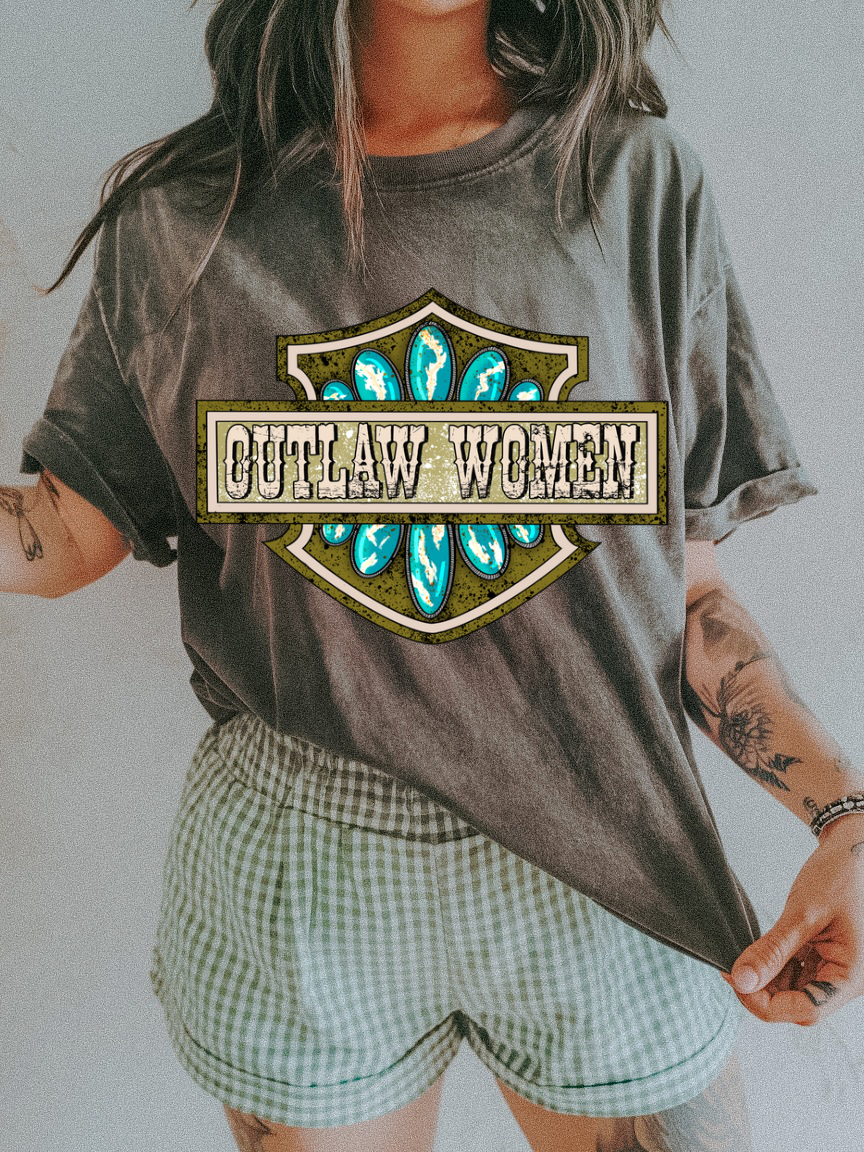 Outlaw Women Tee