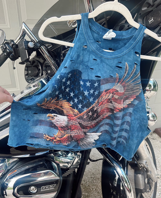 Mineral Wash Distressed Eagle tank-size XL