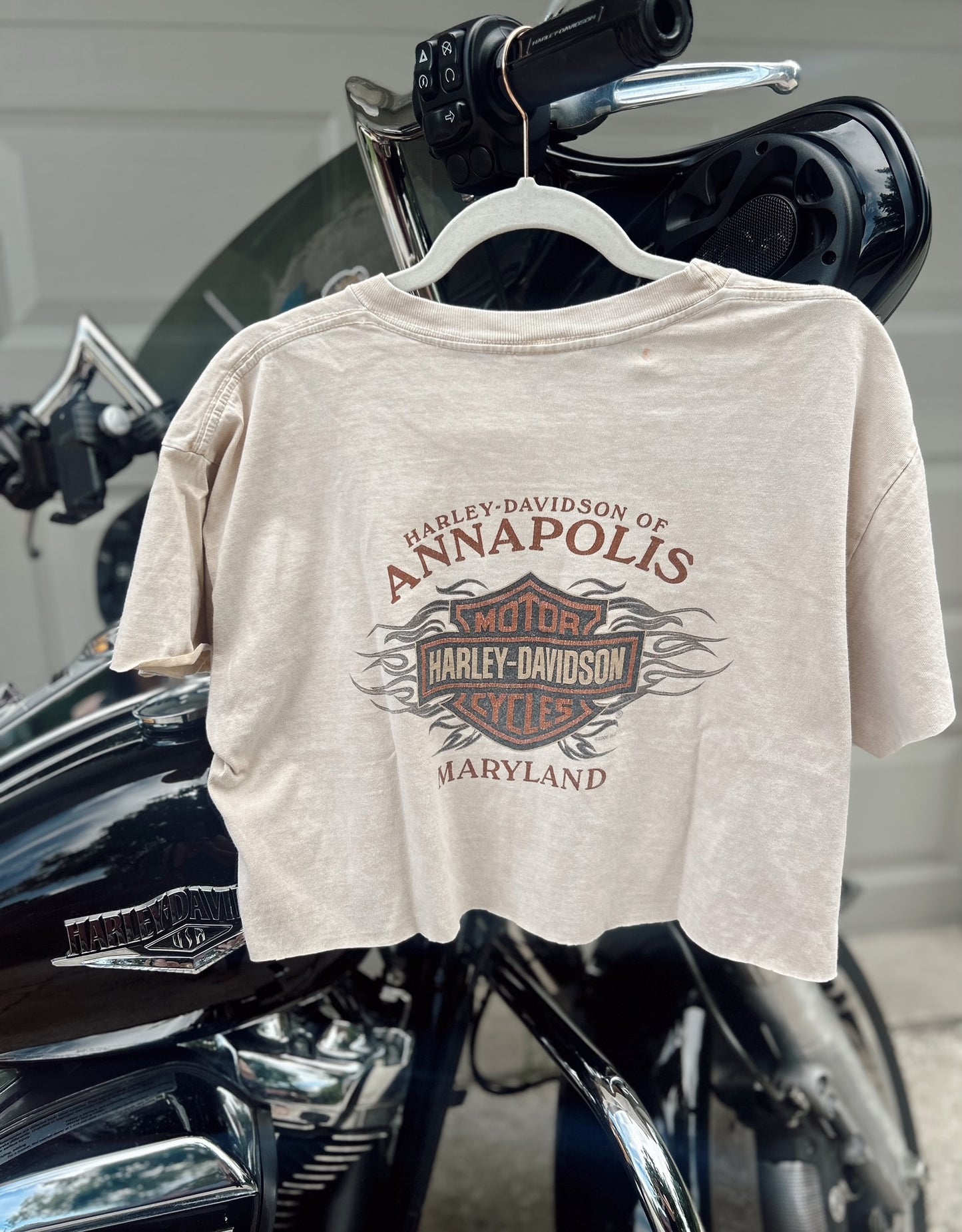 2006 Harley Maryland cropped tee- size large